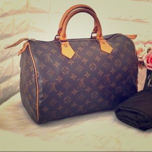 Authentic Louis Vuitton Speedy 30 Monogram